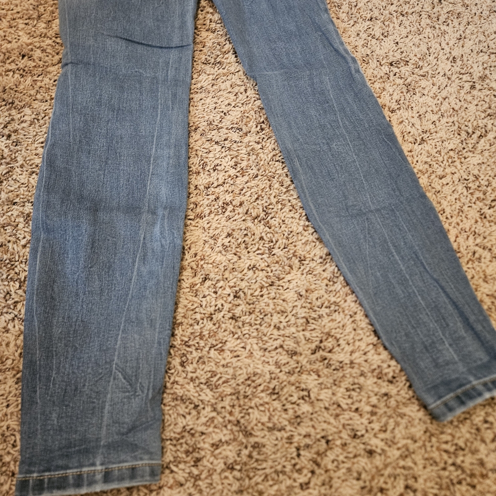 New York & Company Women's Patchwork Skinny Jeans - Picture 9 of 10
